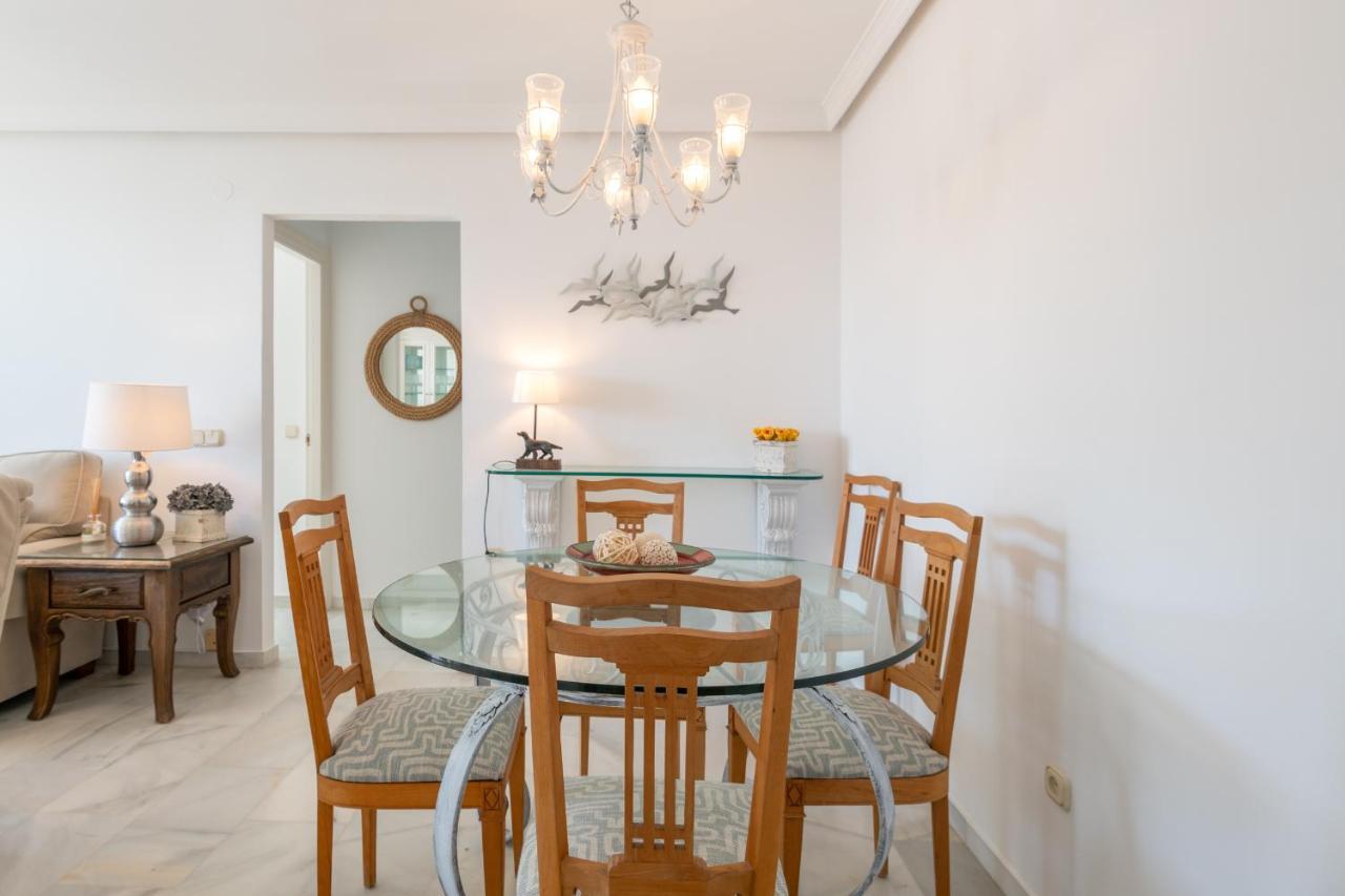 אסטפונה Apartamento Familiar Vistas Al Mar By Rent Me מראה חיצוני תמונה