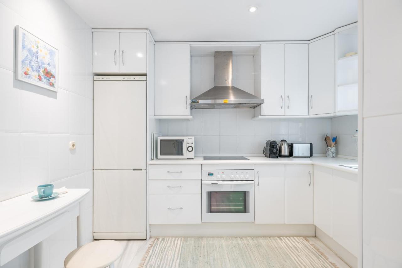 אסטפונה Apartamento Familiar Vistas Al Mar By Rent Me מראה חיצוני תמונה