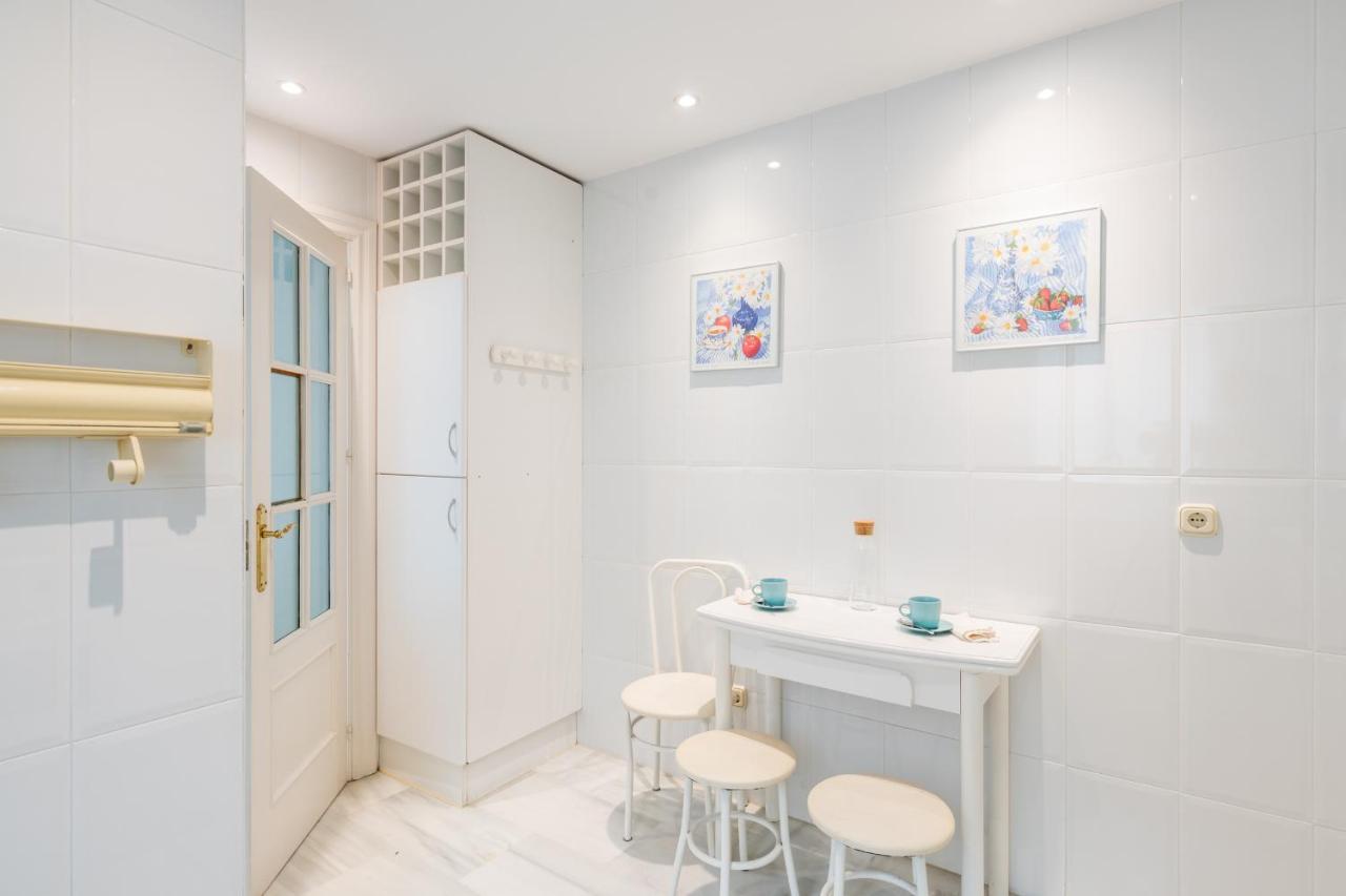 אסטפונה Apartamento Familiar Vistas Al Mar By Rent Me מראה חיצוני תמונה