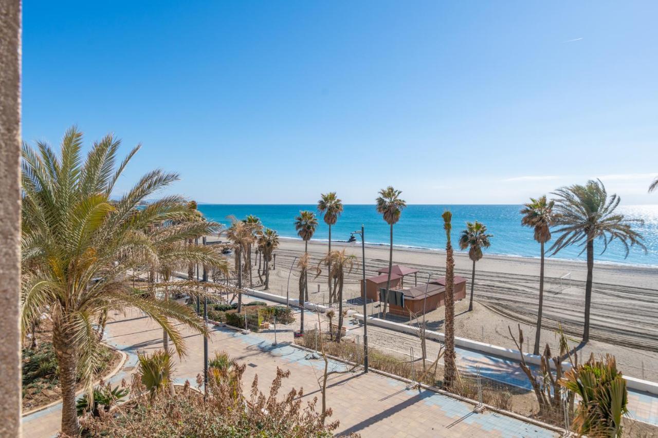 אסטפונה Apartamento Familiar Vistas Al Mar By Rent Me מראה חיצוני תמונה